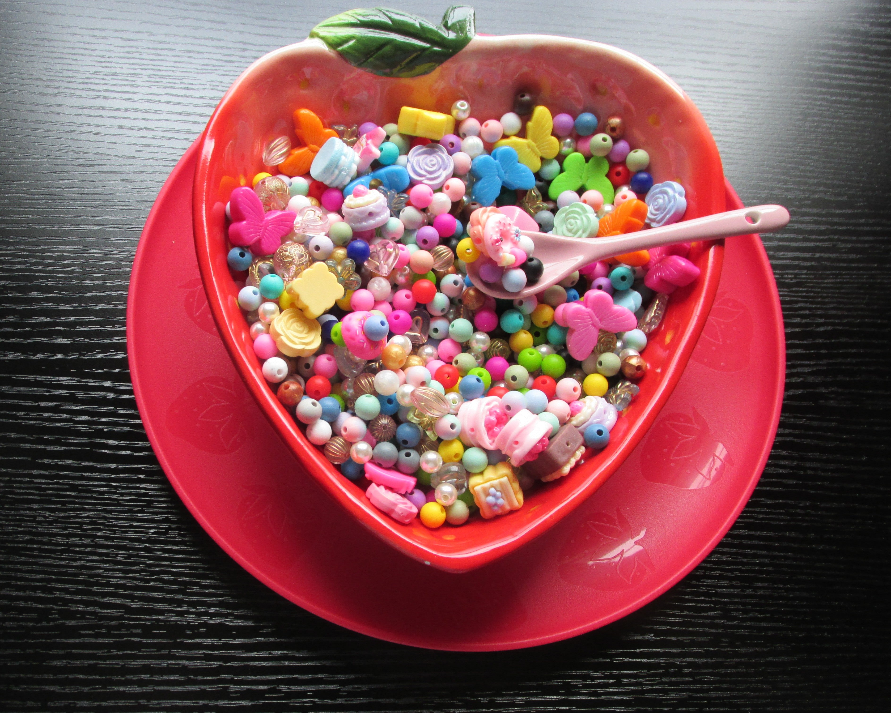 Small bead scoop